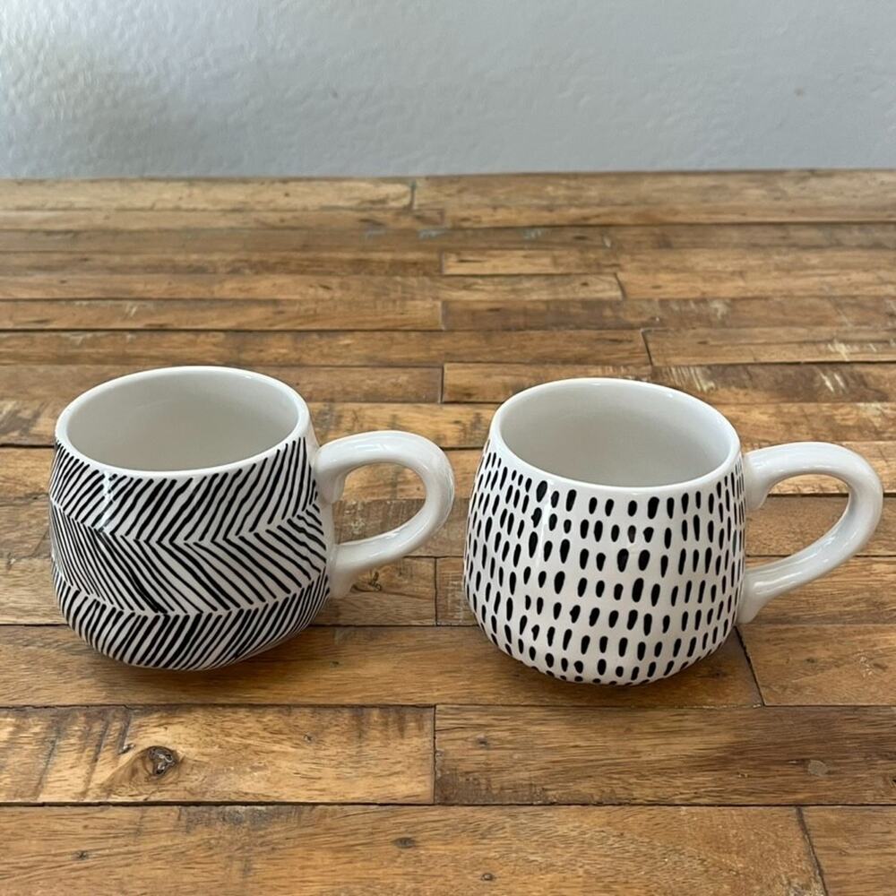 At Home Dotted And Striped White And Black Coffee Tea Mugs